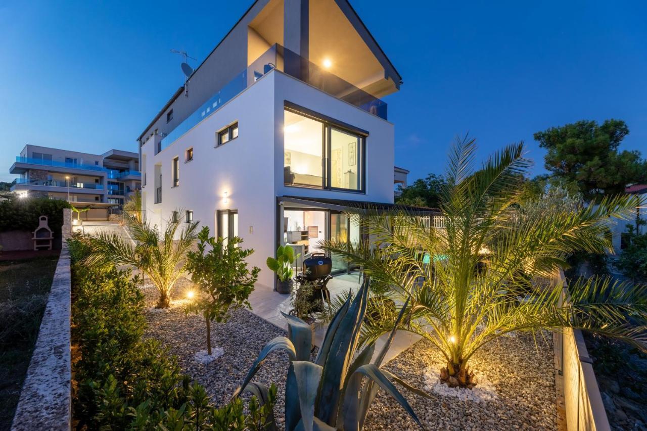 Luxury Villa Adria Apartments Krk Town Exteriör bild