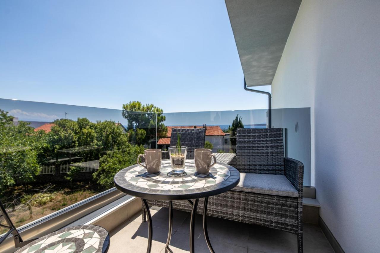 Luxury Villa Adria Apartments Krk Town Exteriör bild