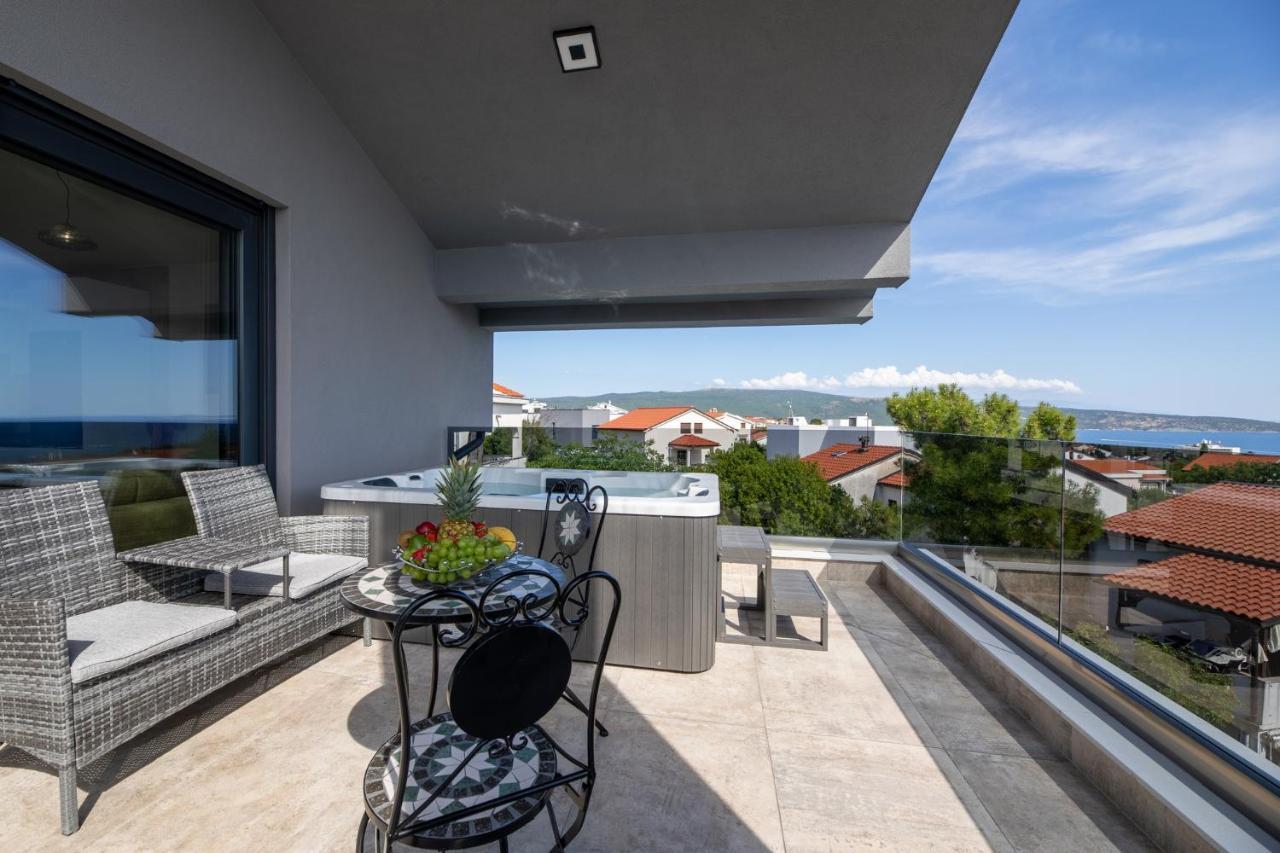 Luxury Villa Adria Apartments Krk Town Exteriör bild