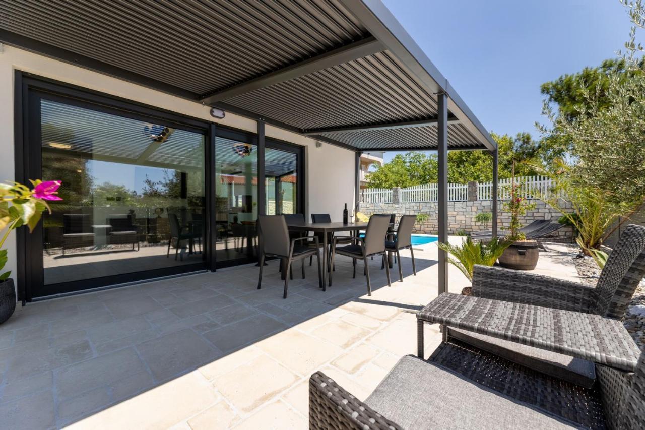Luxury Villa Adria Apartments Krk Town Exteriör bild