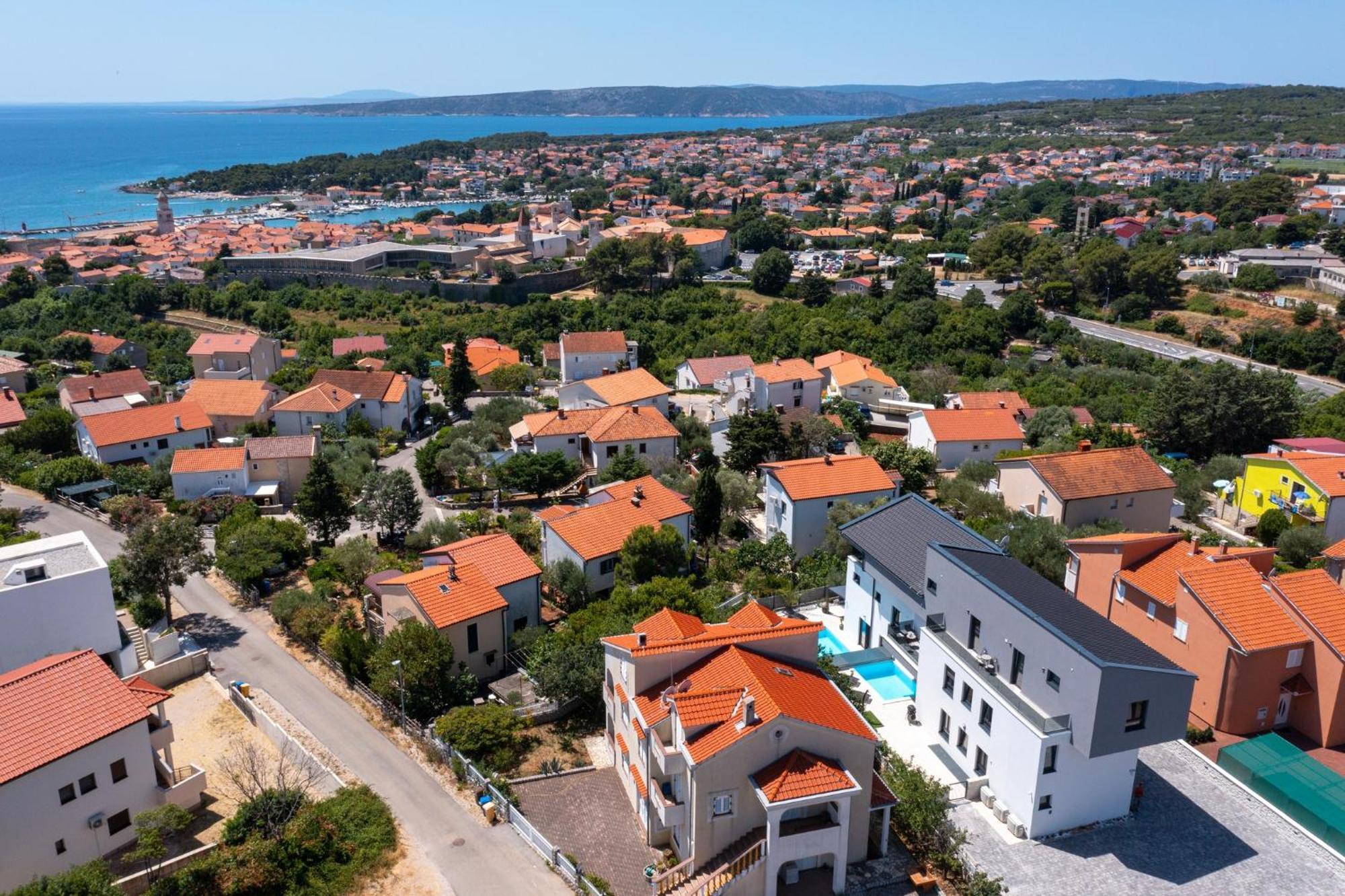 Luxury Villa Adria Apartments Krk Town Exteriör bild