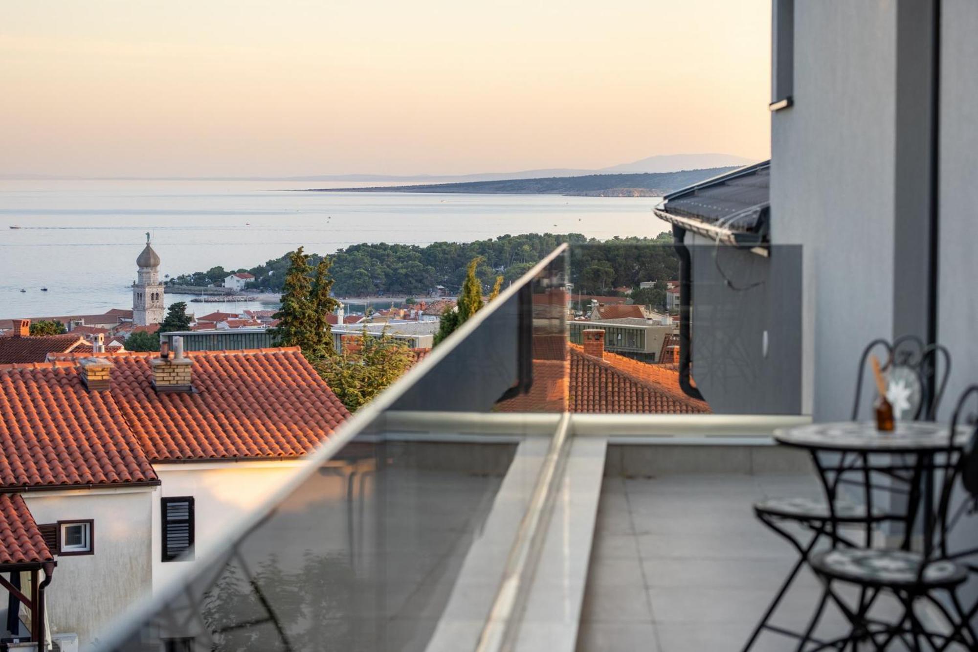 Luxury Villa Adria Apartments Krk Town Exteriör bild